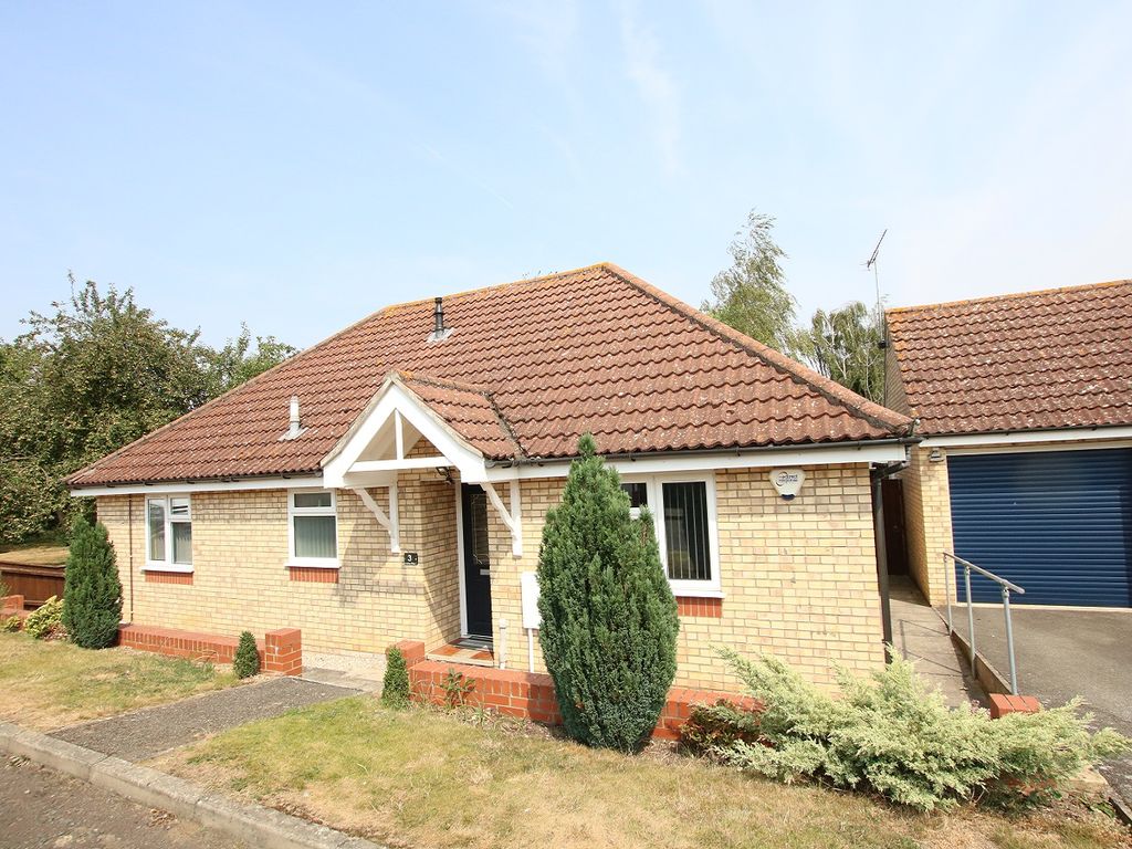 3 bed detached bungalow for sale in Lime Tree Close, Needham Market