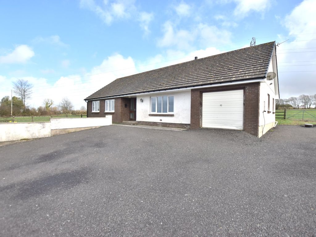 3 bed detached bungalow for sale in Rhos, Llandysul SA44 Zoopla