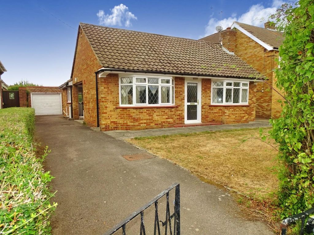 3 bed detached bungalow for sale in Beehive Lane, Great Baddow