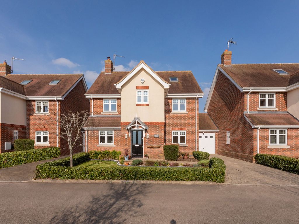 5 bed detached house for sale in Witchford Gate, Bray, Maidenhead SL6