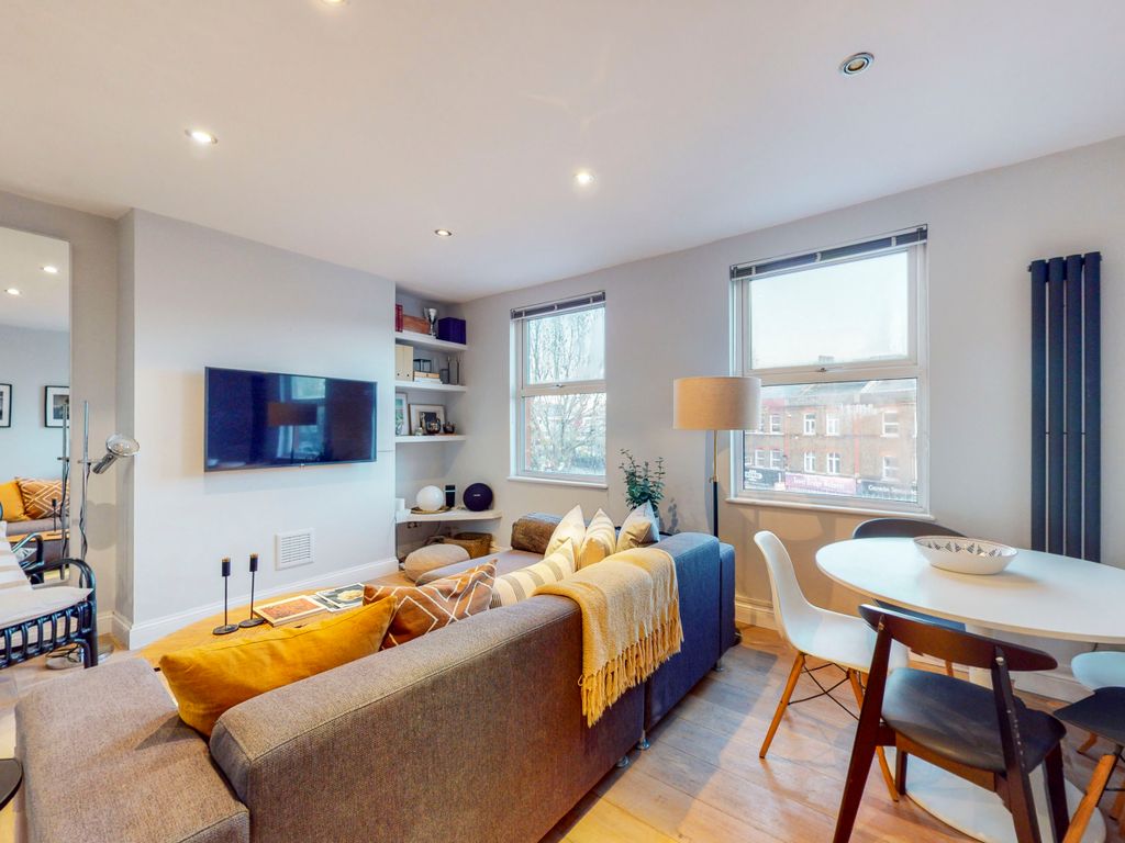 3 bed flat to rent in Tower Bridge Road, London SE1 Zoopla