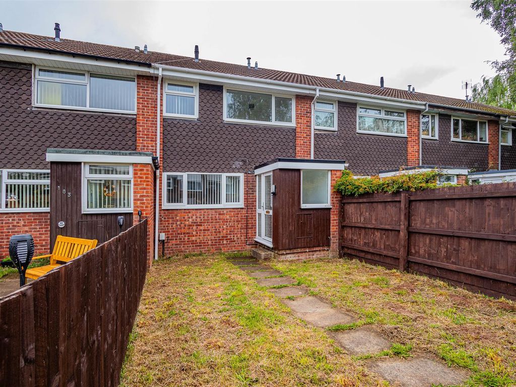 3 bed property to rent in The Hawthorns, Cardiff CF23, £1,200 pcm Zoopla