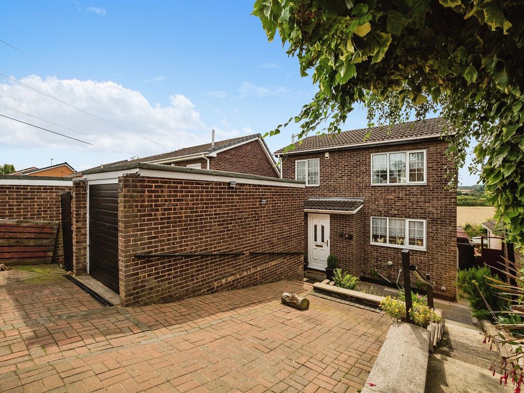 3 bed detached house for sale in Westpit Hill, Brampton Bierlow