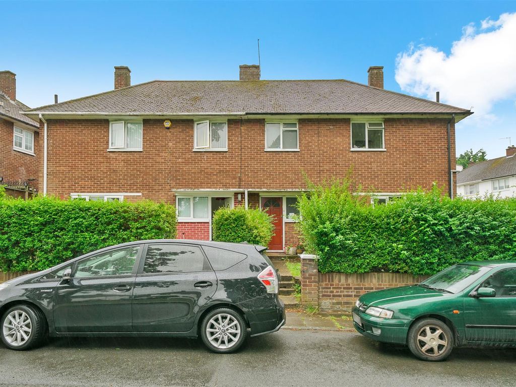 3 bed semidetached house for sale in Maple Grove, London NW9 Zoopla