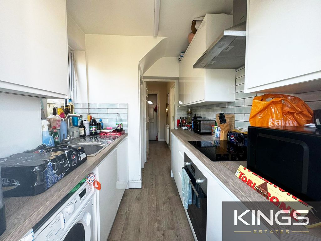 3 bed end terrace house to rent in Rothesay Road, Gosport PO12, £1,200