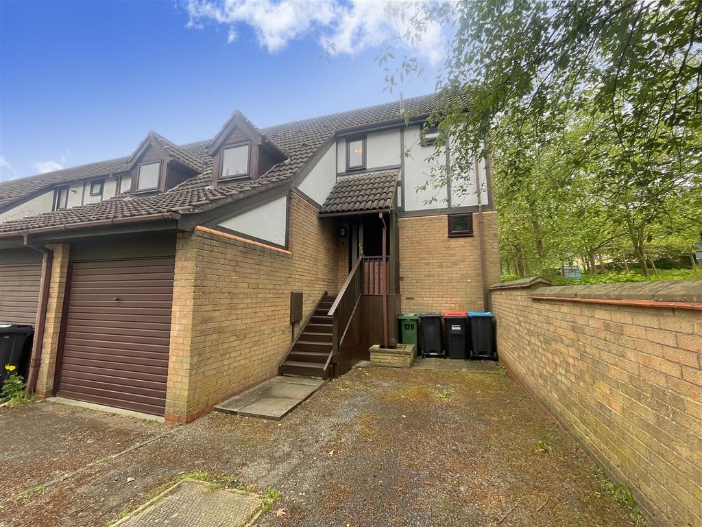 3 bed end terrace house to rent in Downs Barn Boulevard, Down Barn