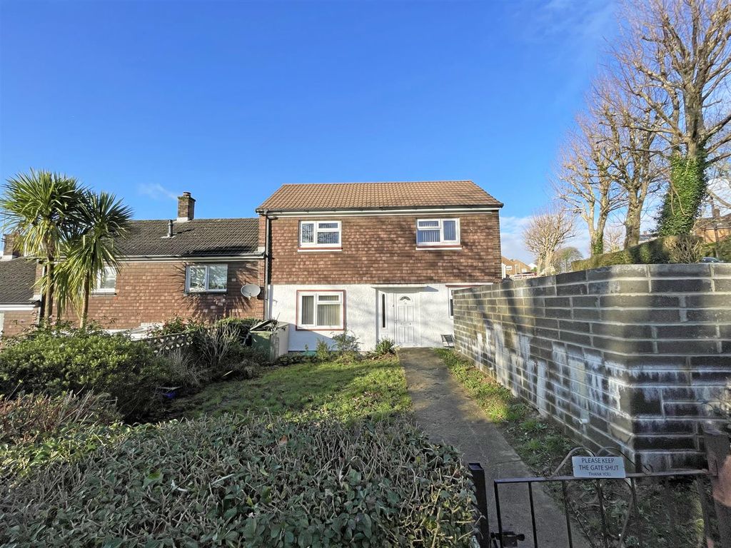 2 bed end terrace house for sale in Kirkwall Road, Crownhill, Plymouth