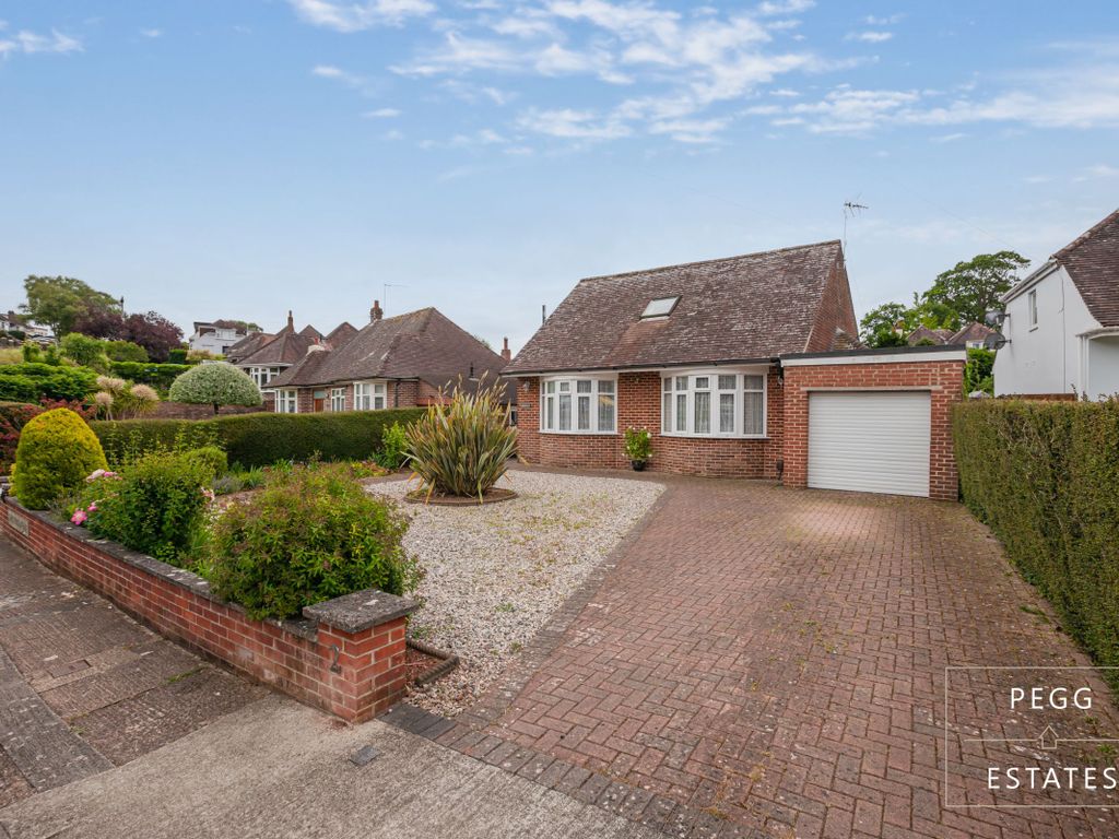 3 bed bungalow for sale in Grosvenor Avenue, Torquay TQ2 Zoopla