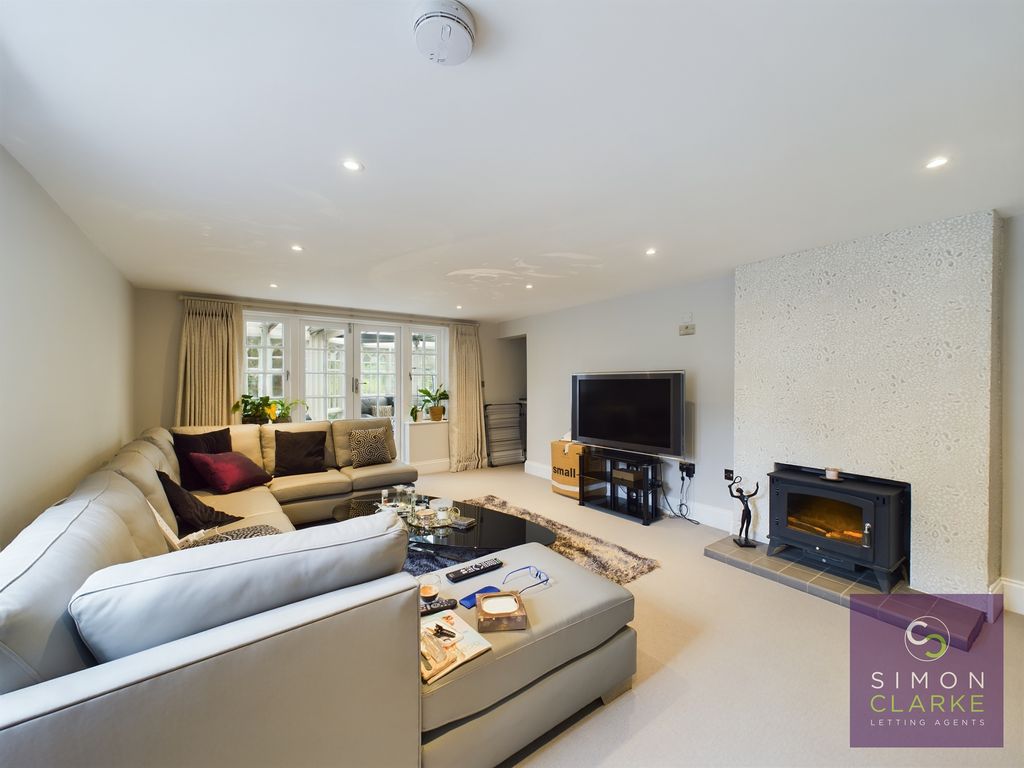 3 bed cottage to rent in Totteridge Village, London N20, £2,950 pcm