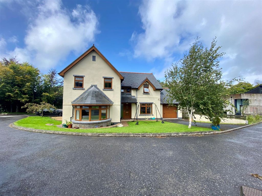 4 bed detached house for sale in Anchor Court, Penclawdd, Swansea SA4