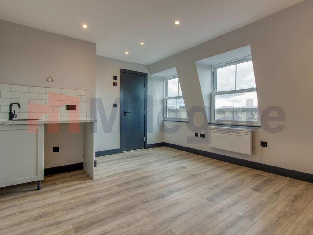 Room to rent in Denmark Hill, London SE5 Zoopla