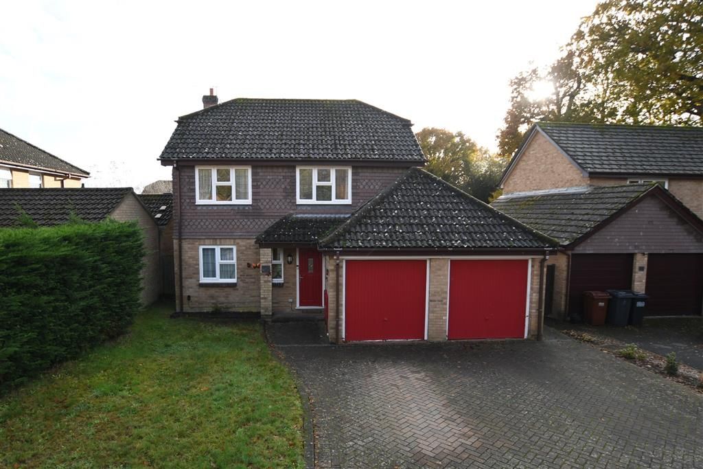 4 Bed Detached House For Sale In Hart Close Uckfield East Sussex Tn22