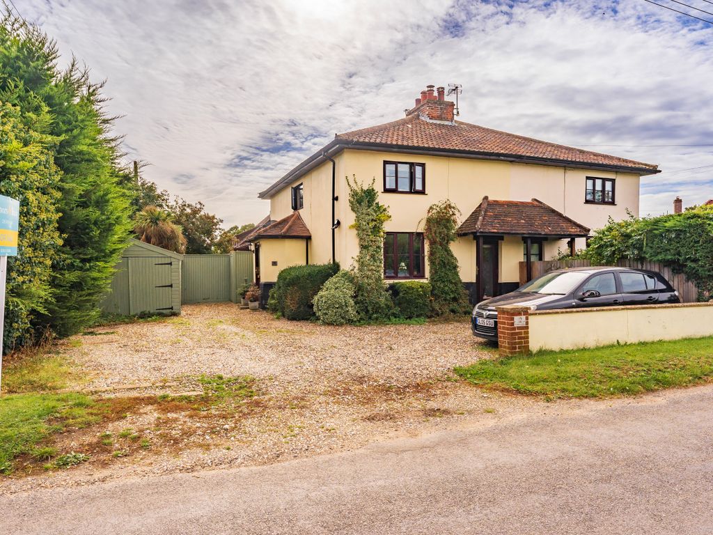 3 bed cottage for sale in Norwich Road, Barnham Broom, Norwich NR9, £