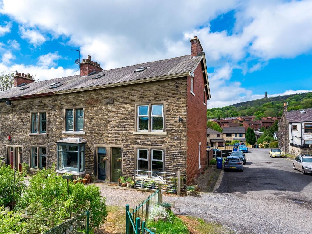 4 bed end terrace house for sale in Albert Street, Ramsbottom, Bury BL0