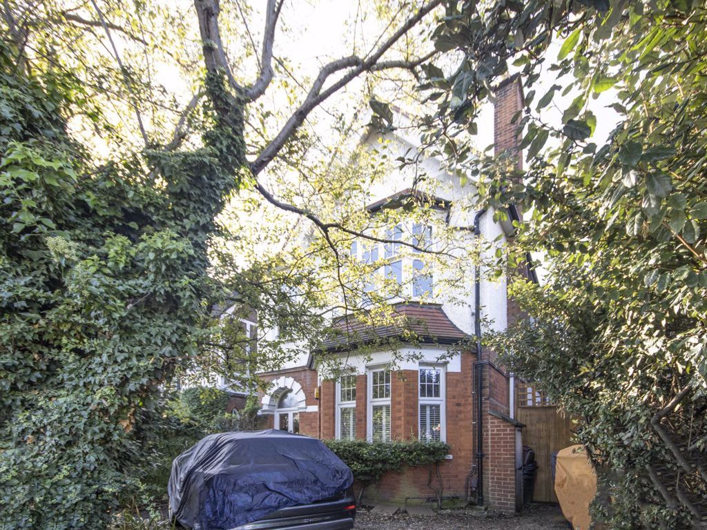 2 bed flat to rent in Ewell Road, Surbiton KT6 Zoopla