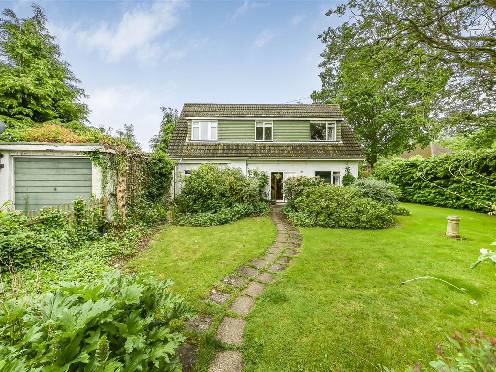 4 bed detached house for sale in Mount Pleasant Lane, Bricket Wood, St. Albans AL2, £675,000