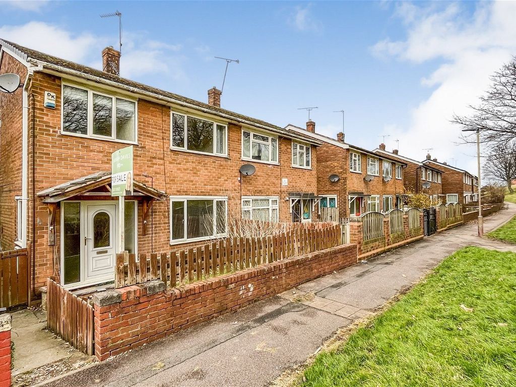 3 bed semidetached house for sale in Western Avenue, Pontefract WF8, £