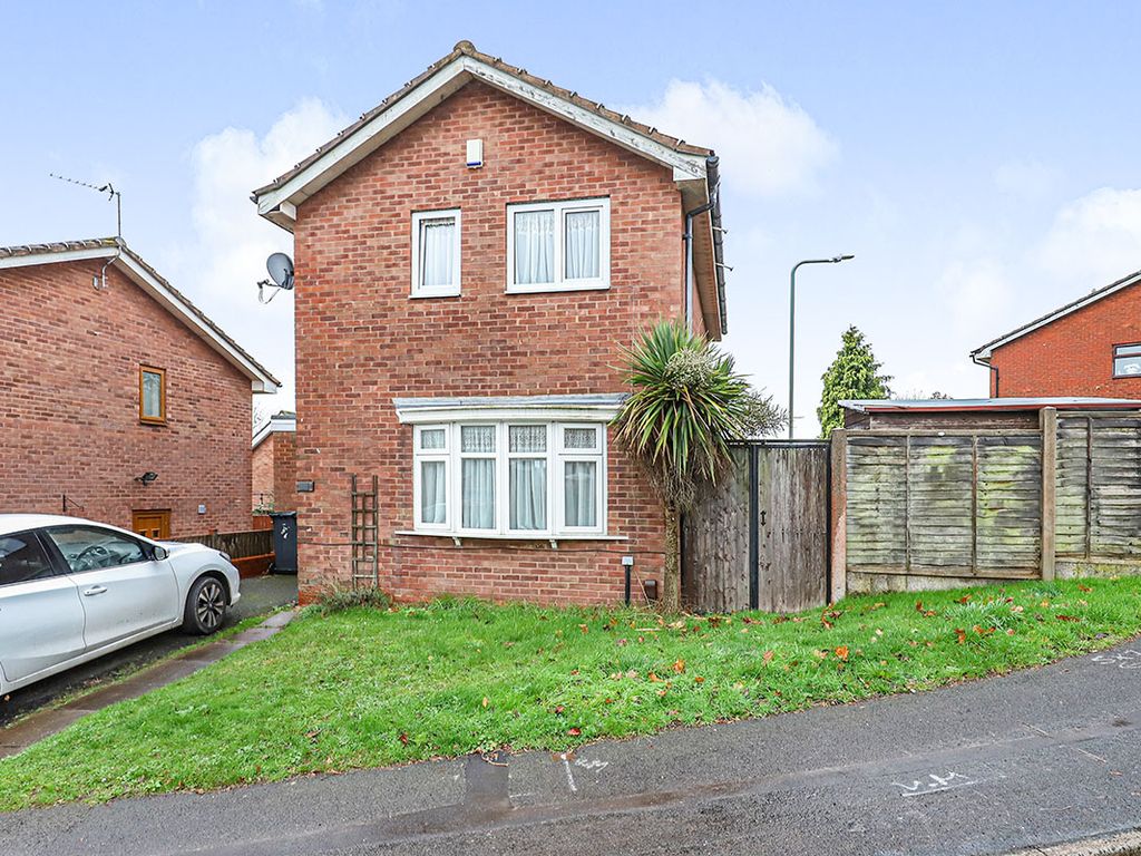 2 bed detached house for sale in Snowdon Way, Wolverhampton, West