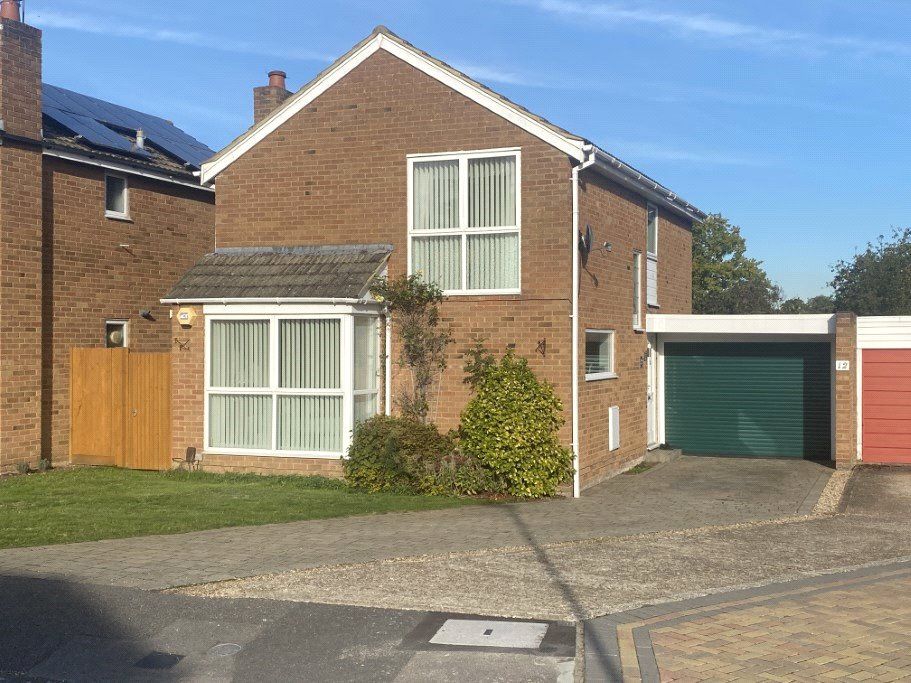 3 bed detached house for sale in Uppingham Drive, Woodley, Reading