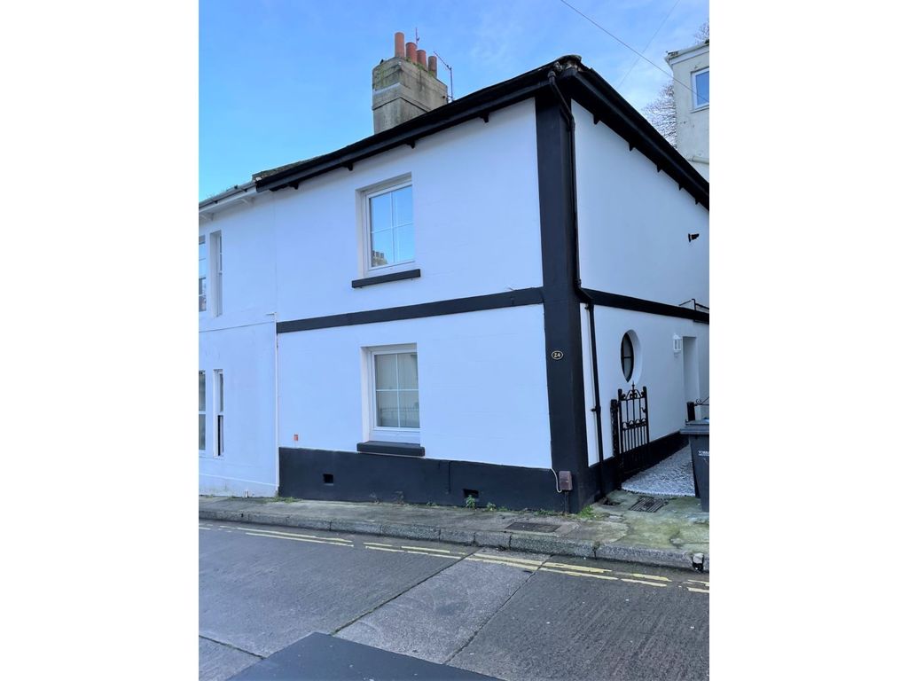 2 bed end terrace house for sale in Park Hill Road, Torquay TQ1, £