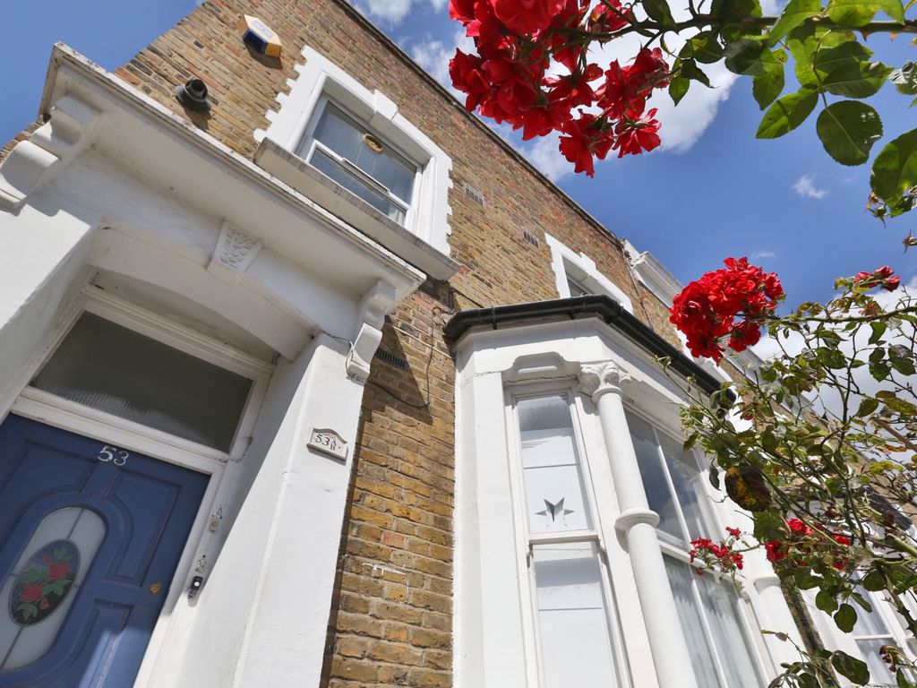 3 bed flat for sale in Defoe Road, London N16 Zoopla