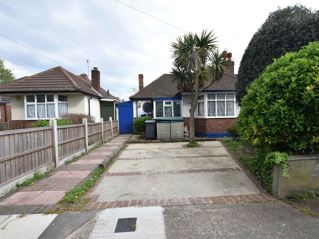 2 bed property for sale in West View, Bedfont, Middlesex TW14 Zoopla