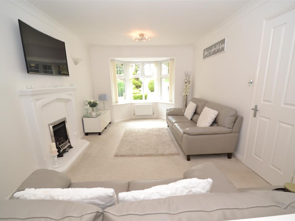 4 bed detached house for sale in Grebe Close, Clayton Heights, Bradford