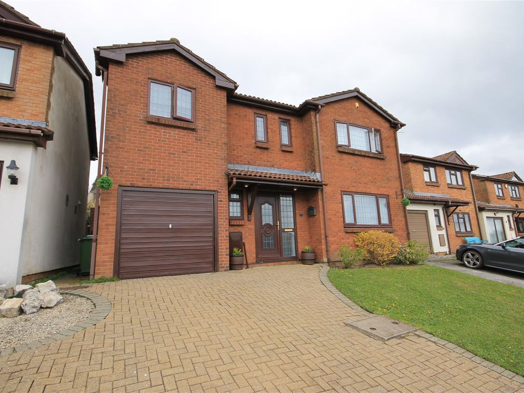 5 bed detached house for sale in Maywood, Brynna, Pontyclun CF72 Zoopla