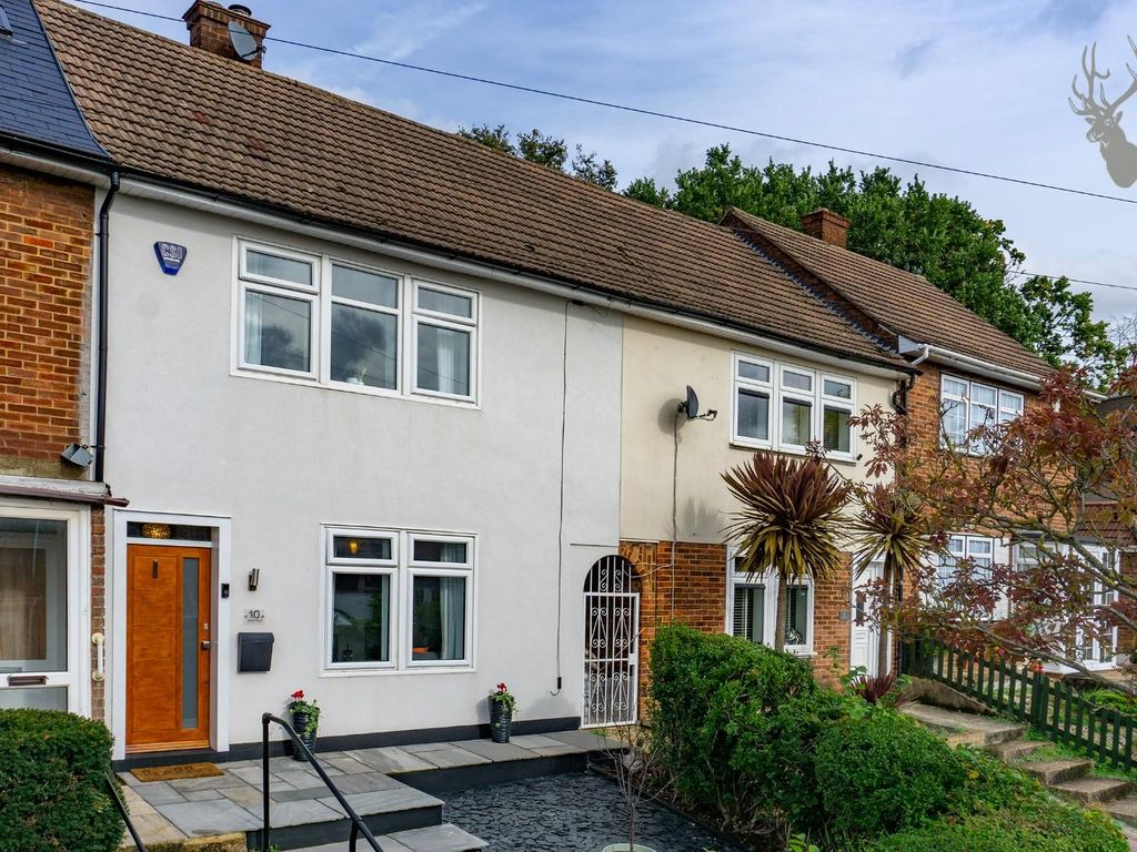 Weale Road, London E4  