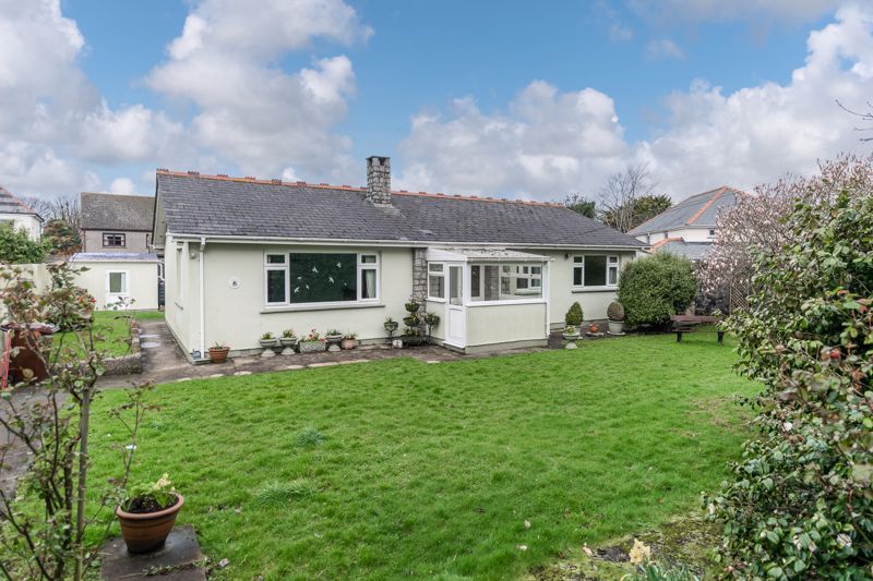 3 bed detached bungalow for sale in Roskear, Camborne TR14 Zoopla