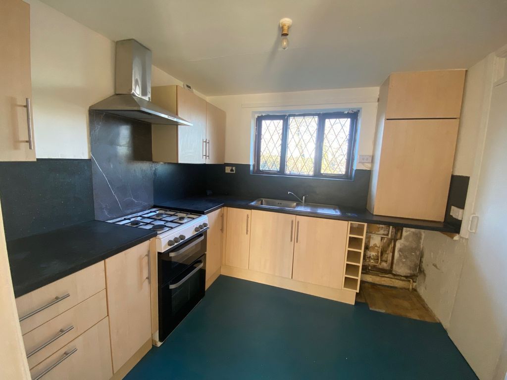 2 bed flat to rent in Telford Court, Princeville Street, Bradford, West