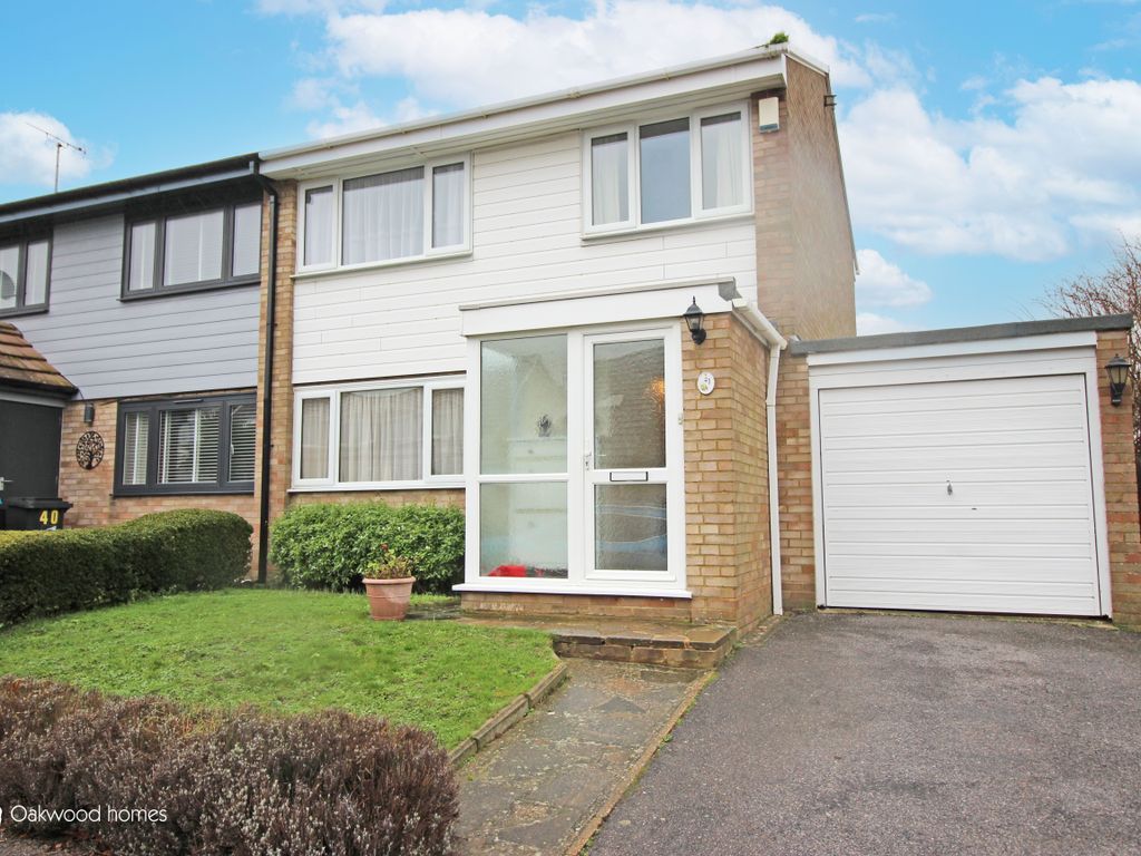 3 bed semidetached house for sale in Staplehurst Gardens, Cliftonville