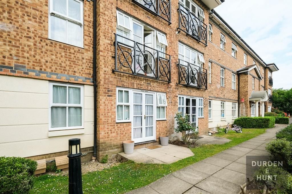 Rectory Court, High Rd E18  