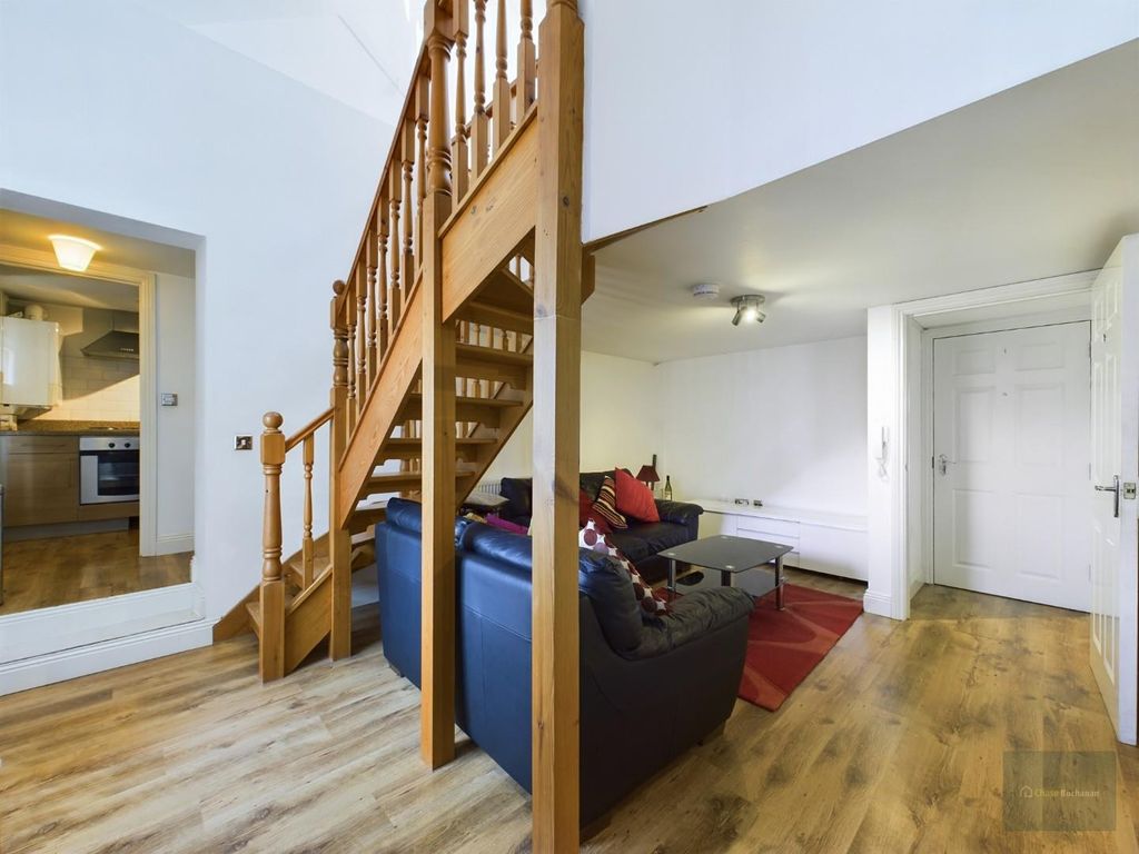 1 bed flat to rent in Brewers Baroque, Trowbridge BA14, £725 pcm Zoopla