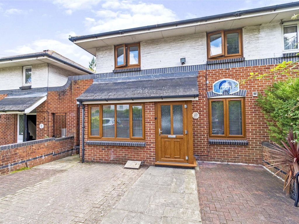 3 bed semidetached house for sale in Osborne Road South, Portswood