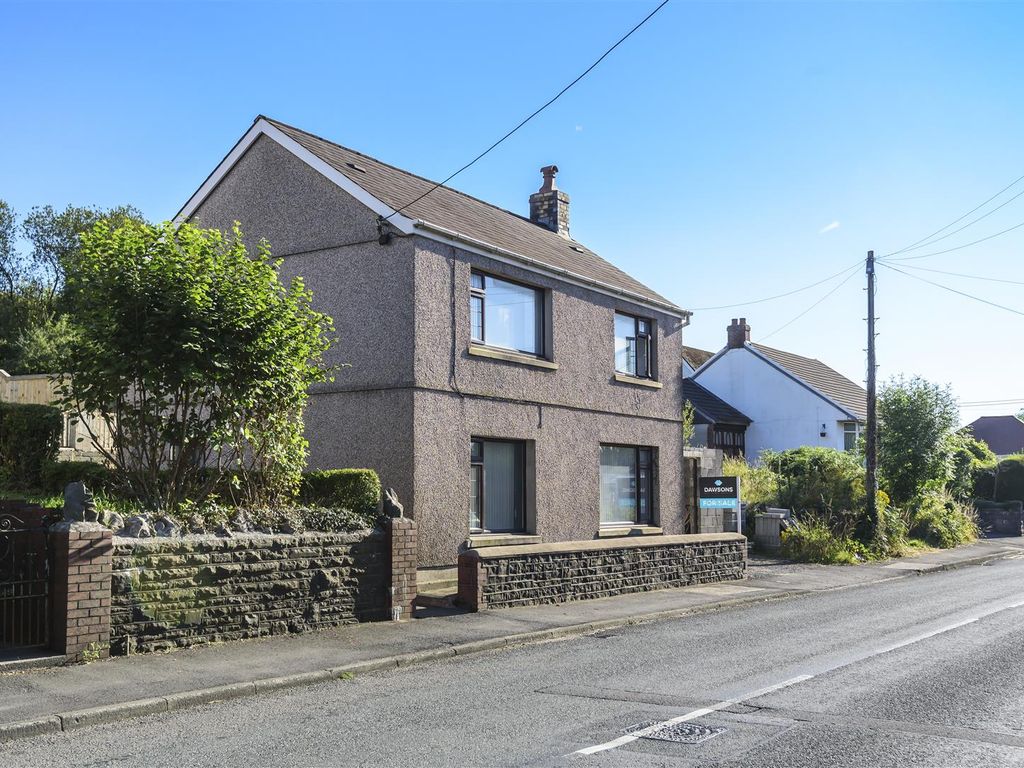 3 bed detached house for sale in Cwmamman Road, Glanamman, Ammanford