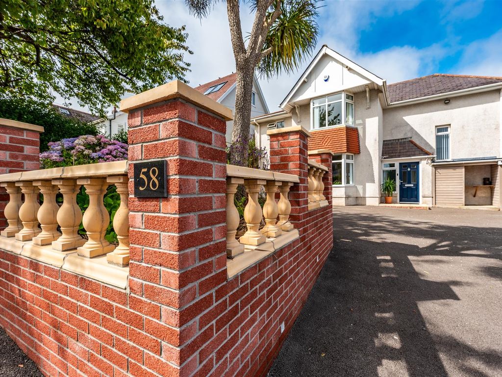 4 bed detached house for sale in West Cross Lane, West Cross, Swansea