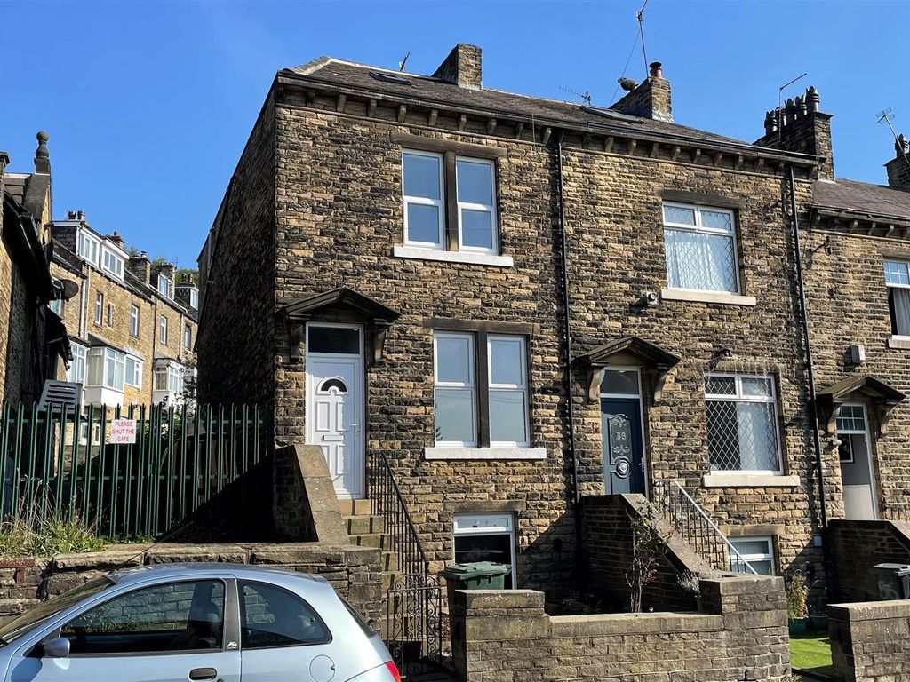 4 bed town house to rent in Bolton Hall Road, Bradford BD2 Zoopla