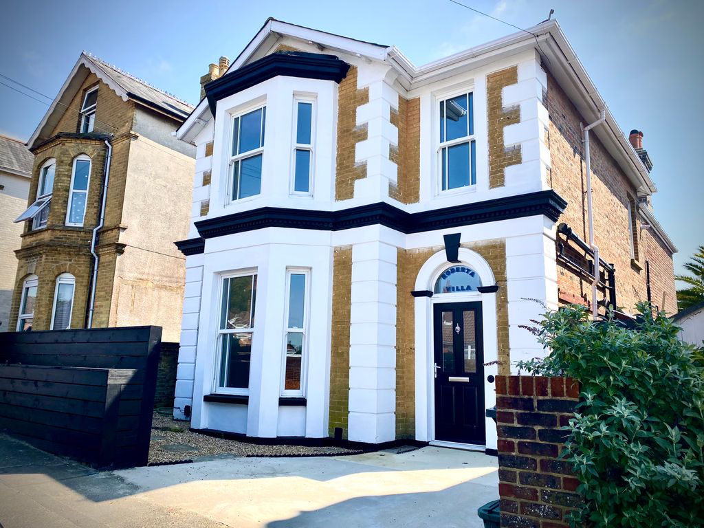 4 bed detached house for sale in Argyll Street, Isle Of Wight, Ryde