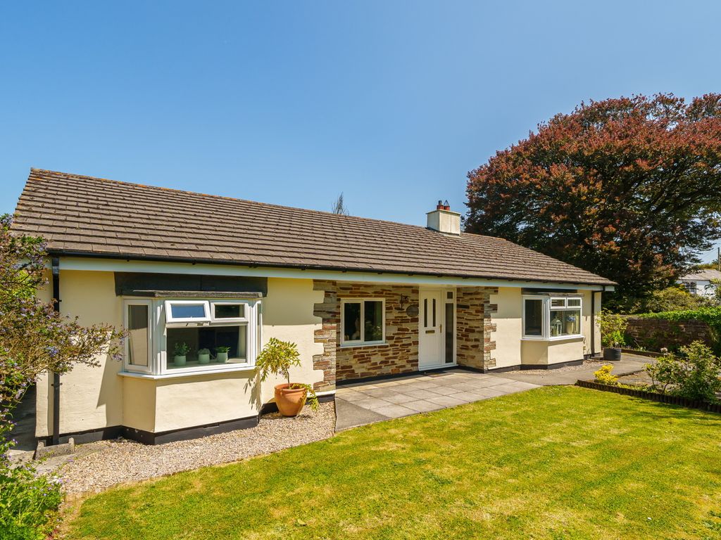 3 bed bungalow for sale in Egloskerry, Launceston PL15 Zoopla