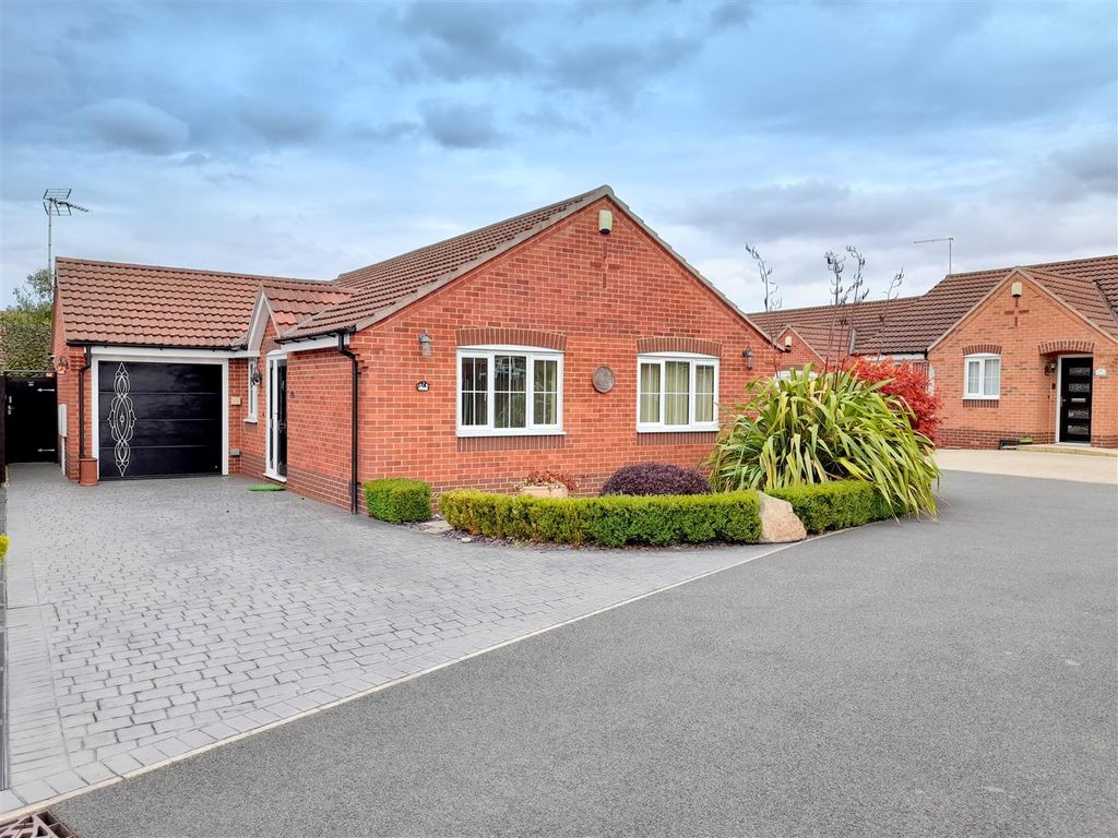 2 bed detached bungalow for sale in Maltings Close, Skegby, SuttonIn