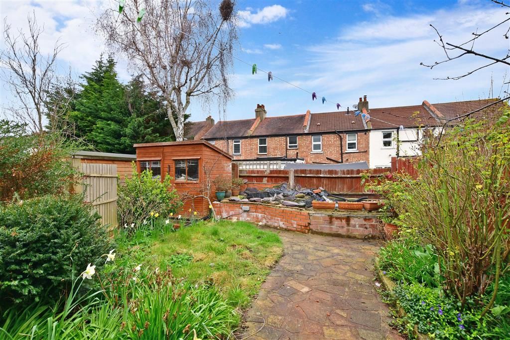2 bed terraced house for sale in Lodge Road, Wallington, Surrey SM6