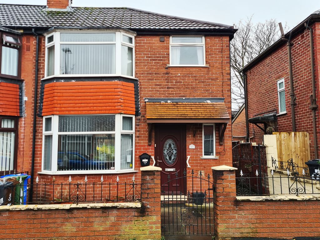 3 bed semidetached house for sale in Dawlish Avenue, Droylsden