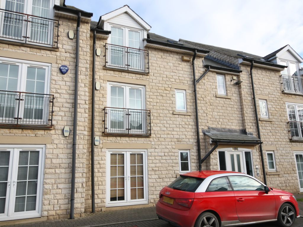 2 bed flat to rent in Miners Mews, Pit Lane, Micklefield, Leeds LS25