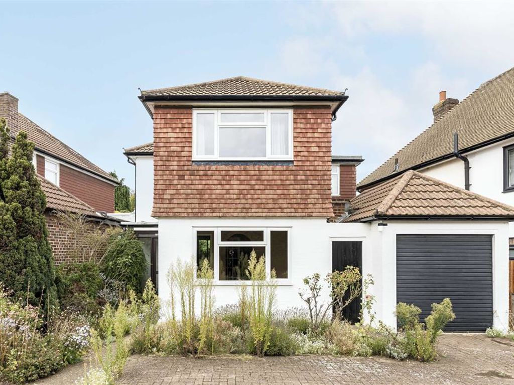 4 bed property for sale in Winn Road, London SE12, £625,000 Zoopla