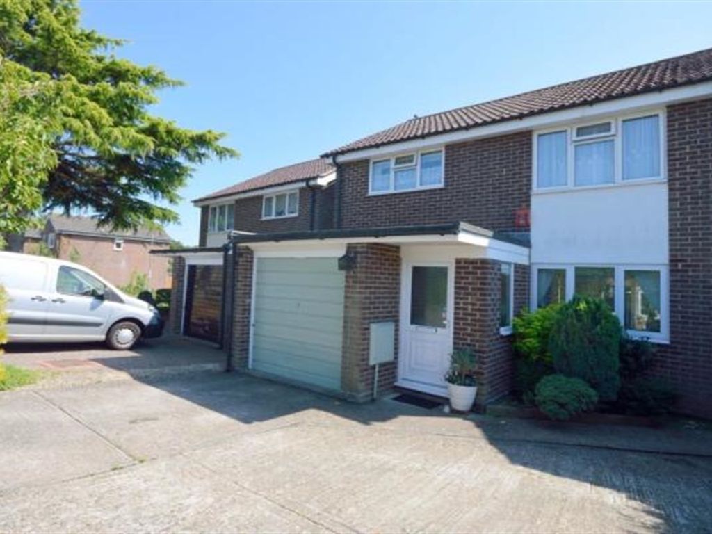 3 bed detached house to rent in Neville Gardens, Emsworth PO10 Zoopla