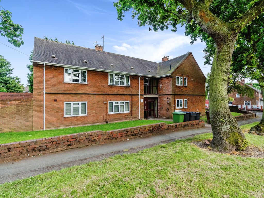 2 bed flat for sale in Ashmore Avenue, Wolverhampton, West Midlands