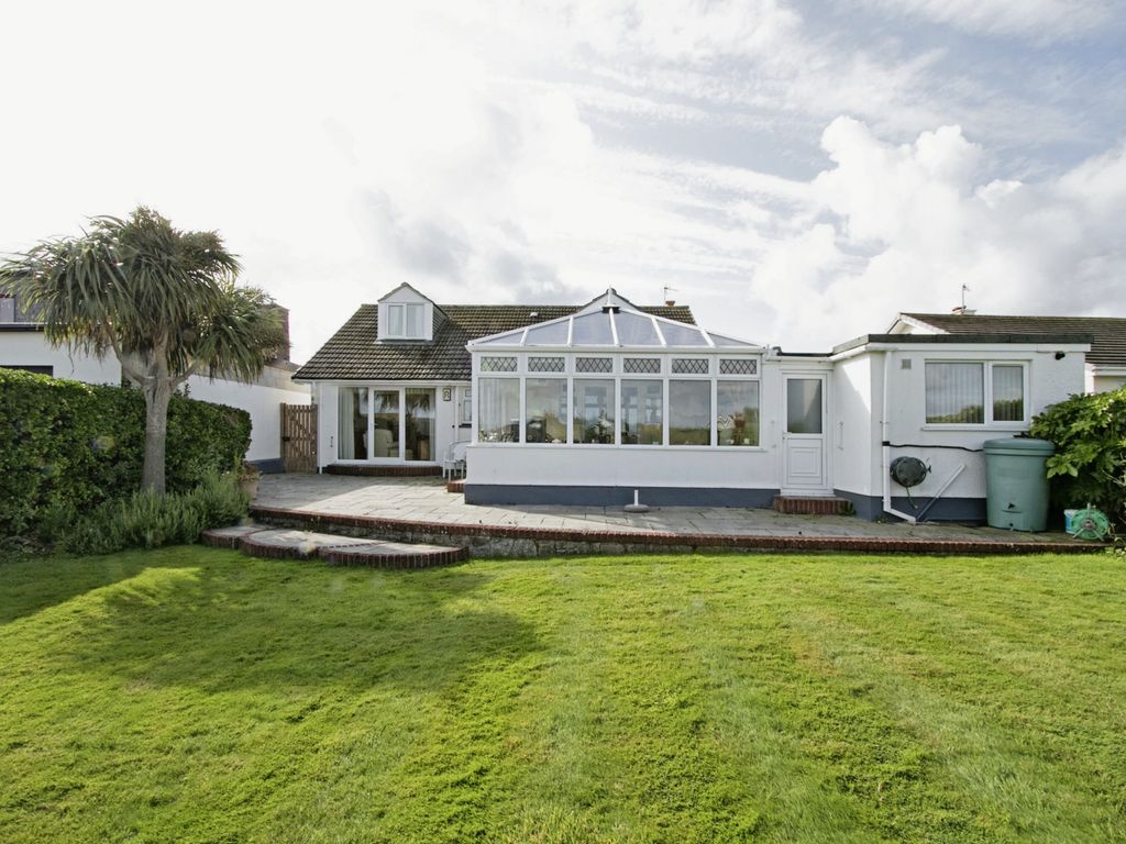 3 bed bungalow for sale in Manewas Way, Lusty Glaze, Newquay, Cornwall