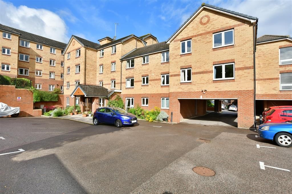 1 bed flat for sale in Walderslade Road, Walderslade, Chatham, Kent ME5