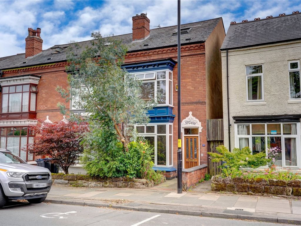4 bed end terrace house for sale in Mary Vale Road, Bournville